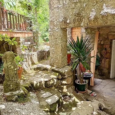 Molino Cascada De Caldas De Reyes Hébergement de vacances Caldas De Reis