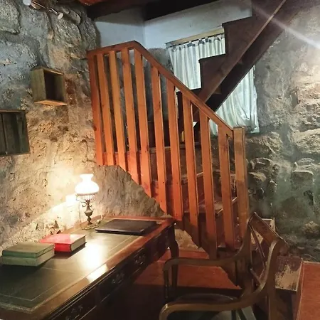 Molino Cascada De Caldas De Reyes Hébergement de vacances