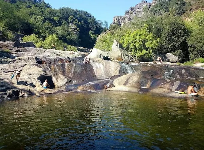 Molino Cascada De Caldas De Reyes Tatil Evi